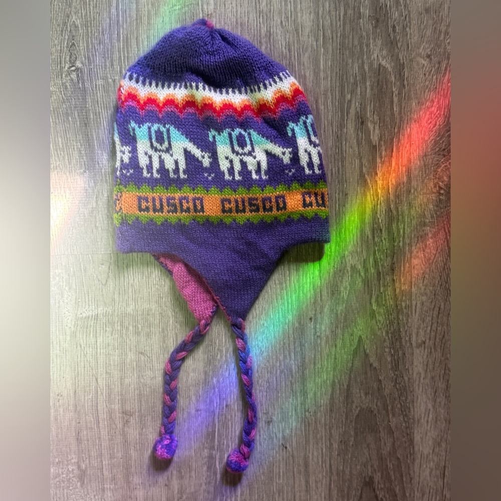 *Never Worn* Reversible Alpaca Wool Beanie from Peru! Sooo soft!
